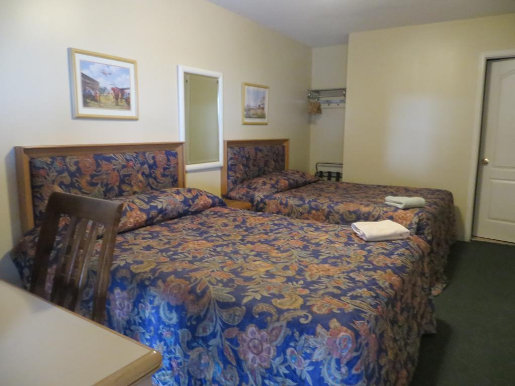 Villa Nova Motel Wasaga Beach Oda fotoğraf