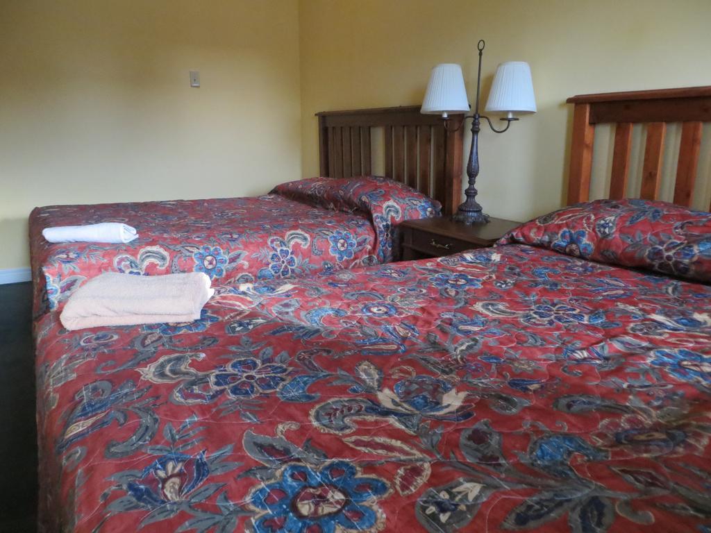 Villa Nova Motel Wasaga Beach Oda fotoğraf