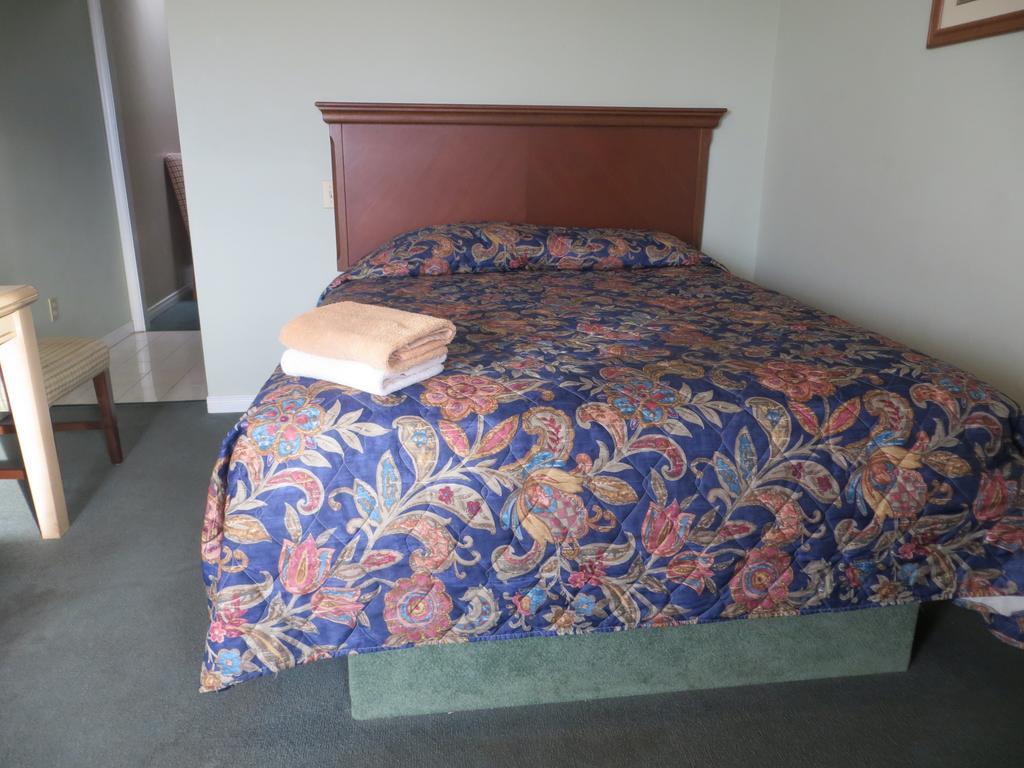 Villa Nova Motel Wasaga Beach Oda fotoğraf